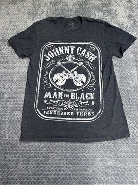 Johnny Cash 'Man in Black' Graphic Tee - Black